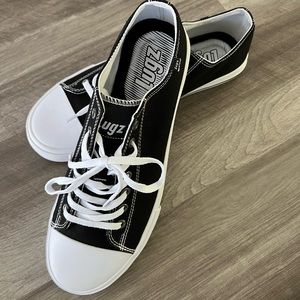 Sports shoes,size11,new , never used